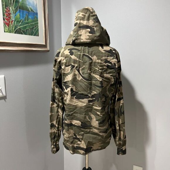 Wet Seal 100% Cotton Hooded Camouflage Button Up Long Sleeve Shirt Size Large - Picture 5 of 7